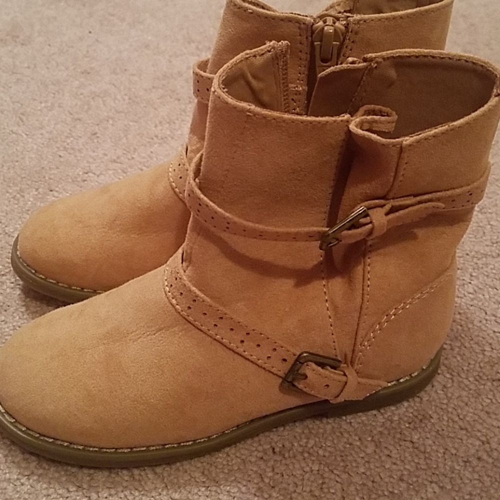Old navy boots